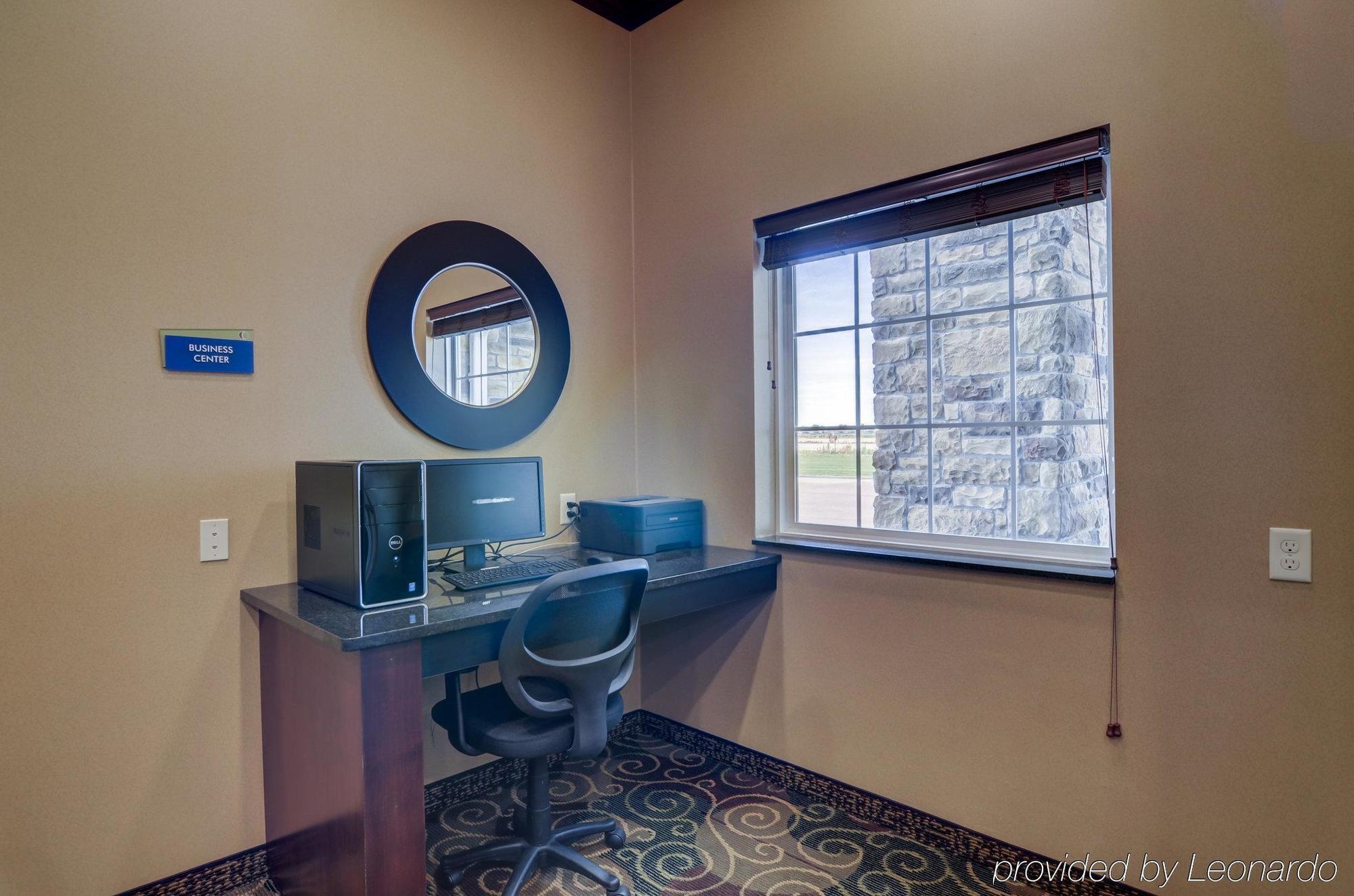 Cobblestone Inn And Suites - Eaton Bagian luar foto