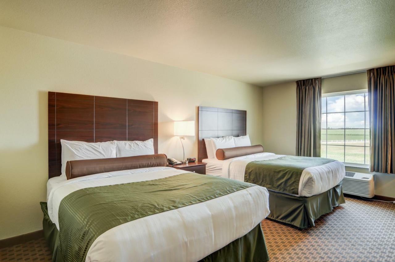 Cobblestone Inn And Suites - Eaton Bagian luar foto